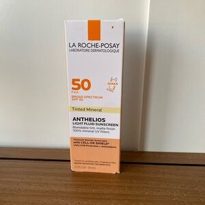 NEW La Roche-Posay Anthelios Tinted Mineral Light Fluid Sunscreen SPF 50